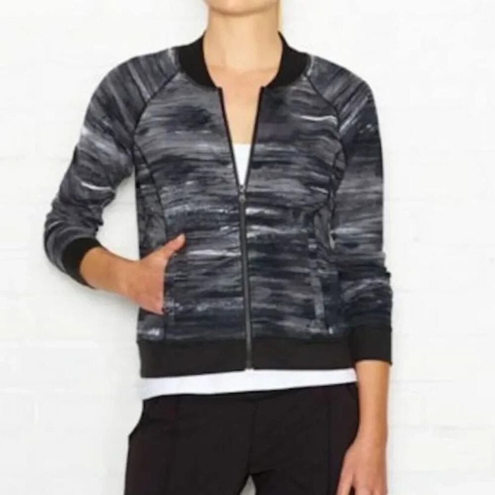 Lucy Activewear Defining Moment Jacket Athleisure Lounge Sport Tennis - Size M